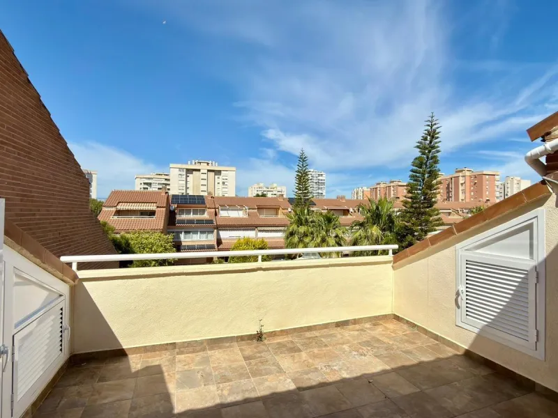 spectacular Bungalow Renovated в Playa de San Juan