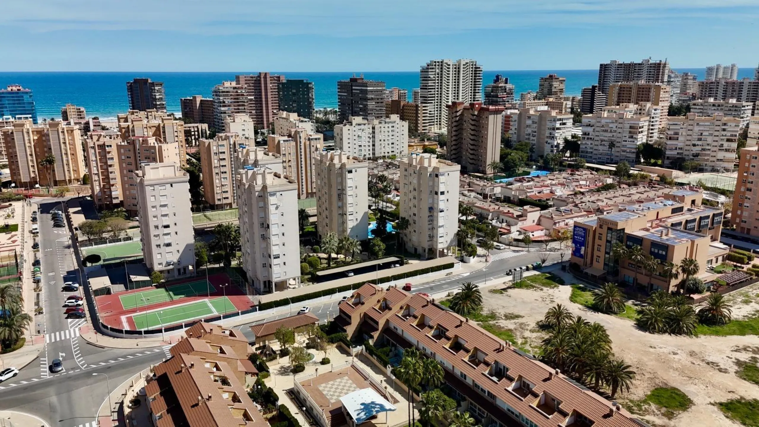 spectacular Bungalow Renovated в Playa de San Juan