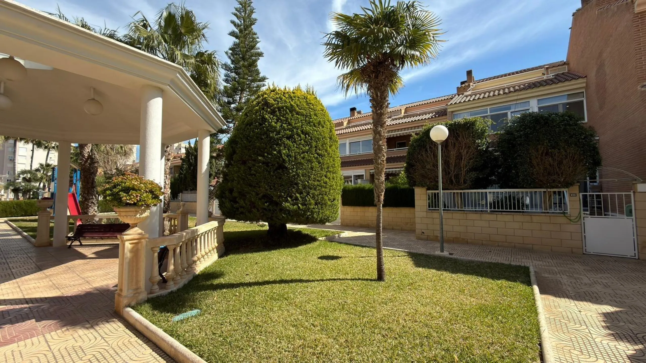 spectacular Bungalow Renovated в Playa de San Juan