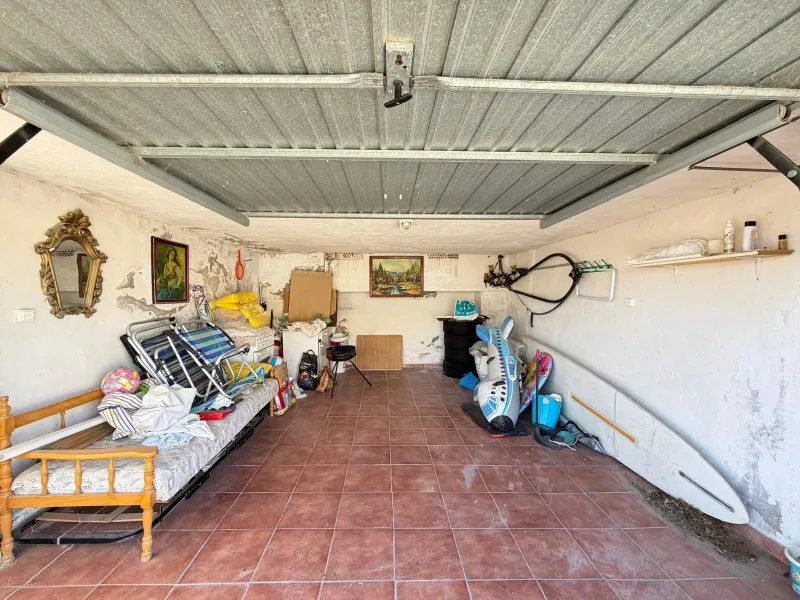 ADOSADO CON VISTAS PANORAMICAS AL MAR Y MONTAÑA CON GARAJE EN GRAN ALACANT (SANTA POLA) 3 DORM. 2 BAÑOS. SUPERFICIE 78 M2.