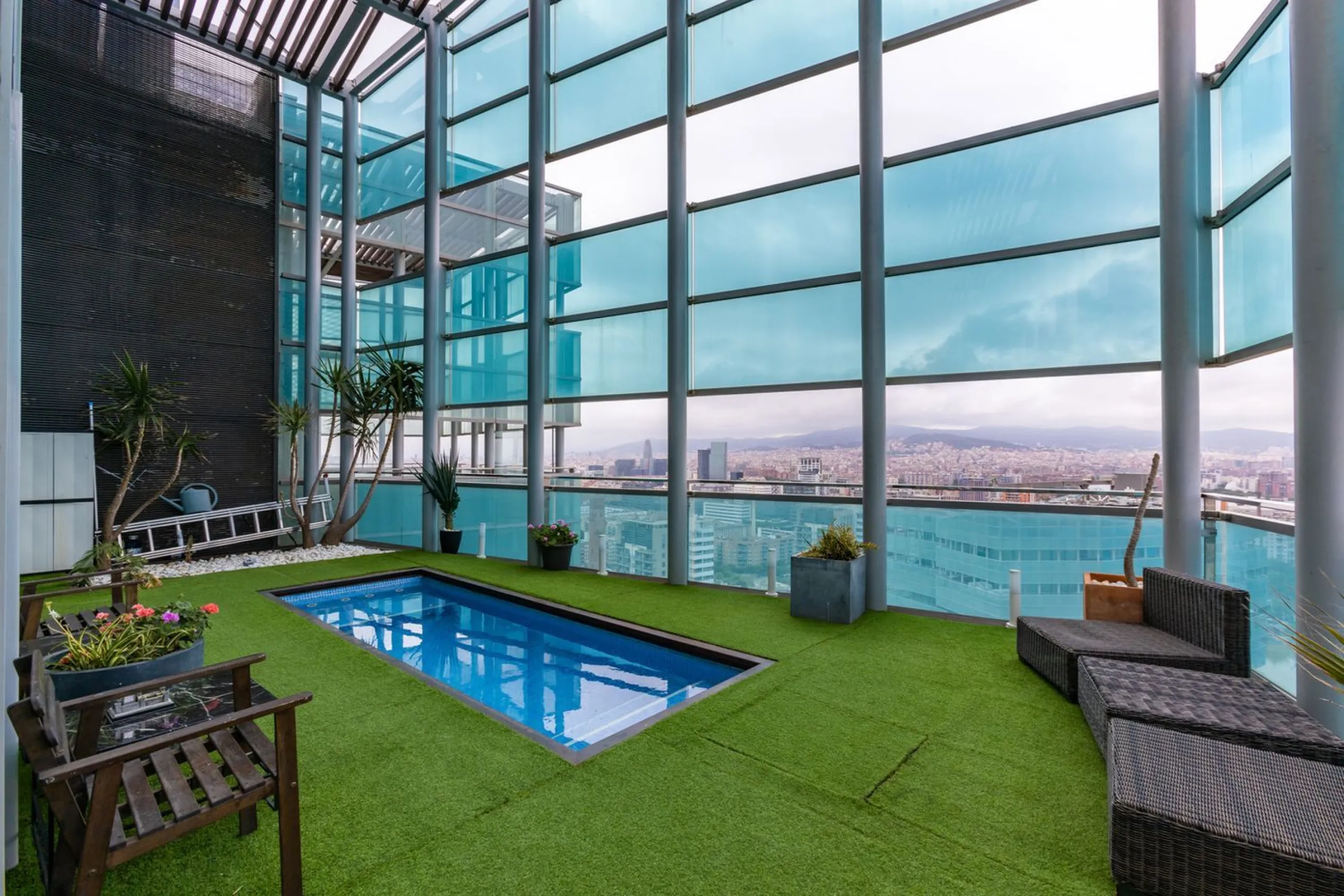 Ático en altura con terraza panorámica en Diagonal Mar, Barcelona