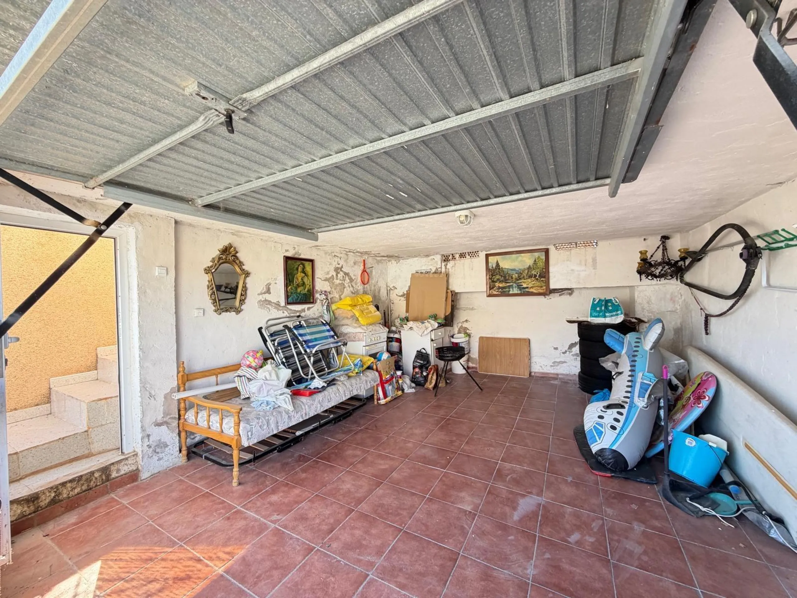 ADOSADO CON VISTAS PANORAMICAS AL MAR Y MONTAÑA CON GARAJE EN GRAN ALACANT (SANTA POLA) 3 DORM. 2 BAÑOS. SUPERFICIE 78 M2.