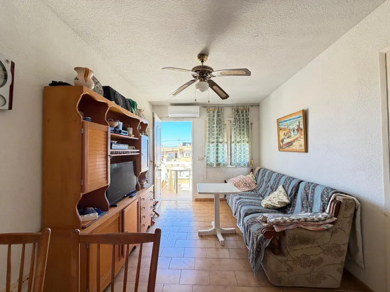 ADOSADO CON VISTAS PANORAMICAS AL MAR Y MONTAÑA CON GARAJE EN GRAN ALACANT (SANTA POLA) 3 DORM. 2 BAÑOS. SUPERFICIE 78 M2.