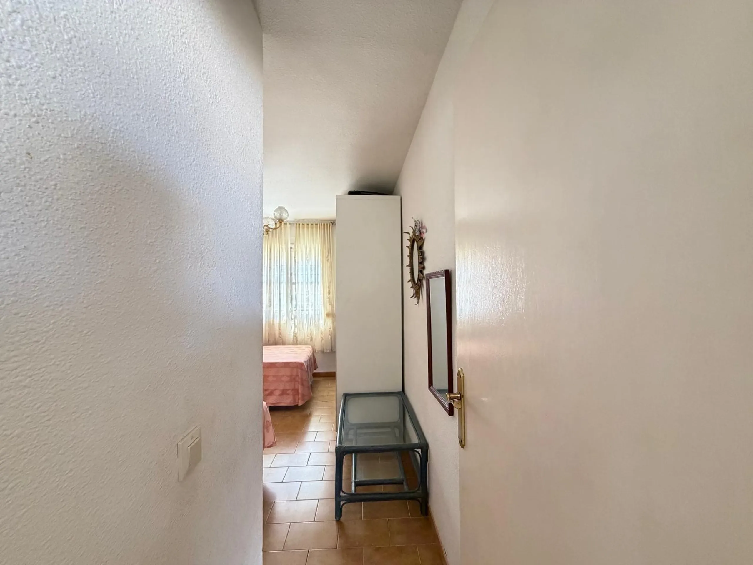 ADOSADO CON VISTAS PANORAMICAS AL MAR Y MONTAÑA CON GARAJE EN GRAN ALACANT (SANTA POLA) 3 DORM. 2 BAÑOS. SUPERFICIE 78 M2.