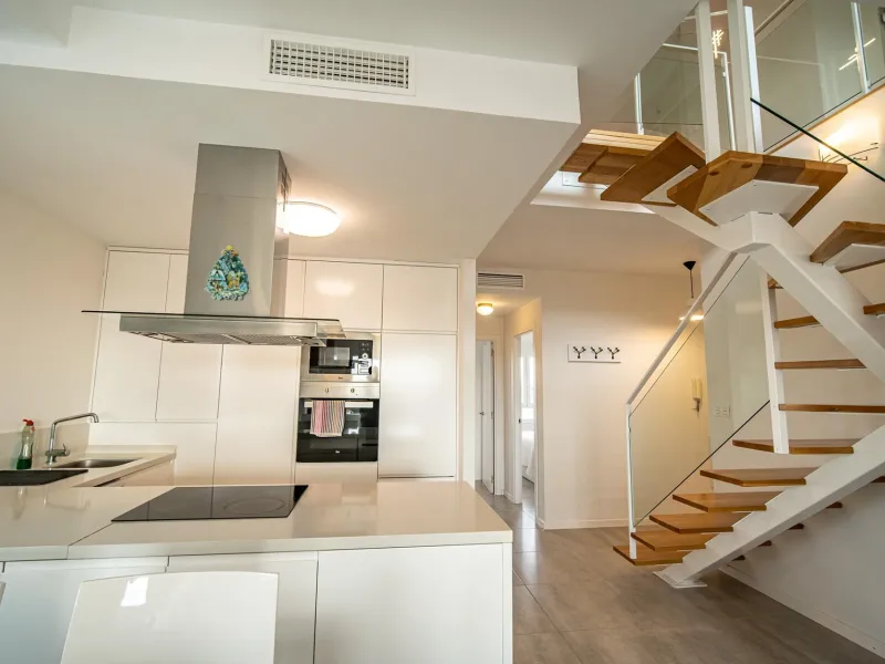 Modern two-storey penthouse in Dehesa de Campoamor: Your new home awaits!