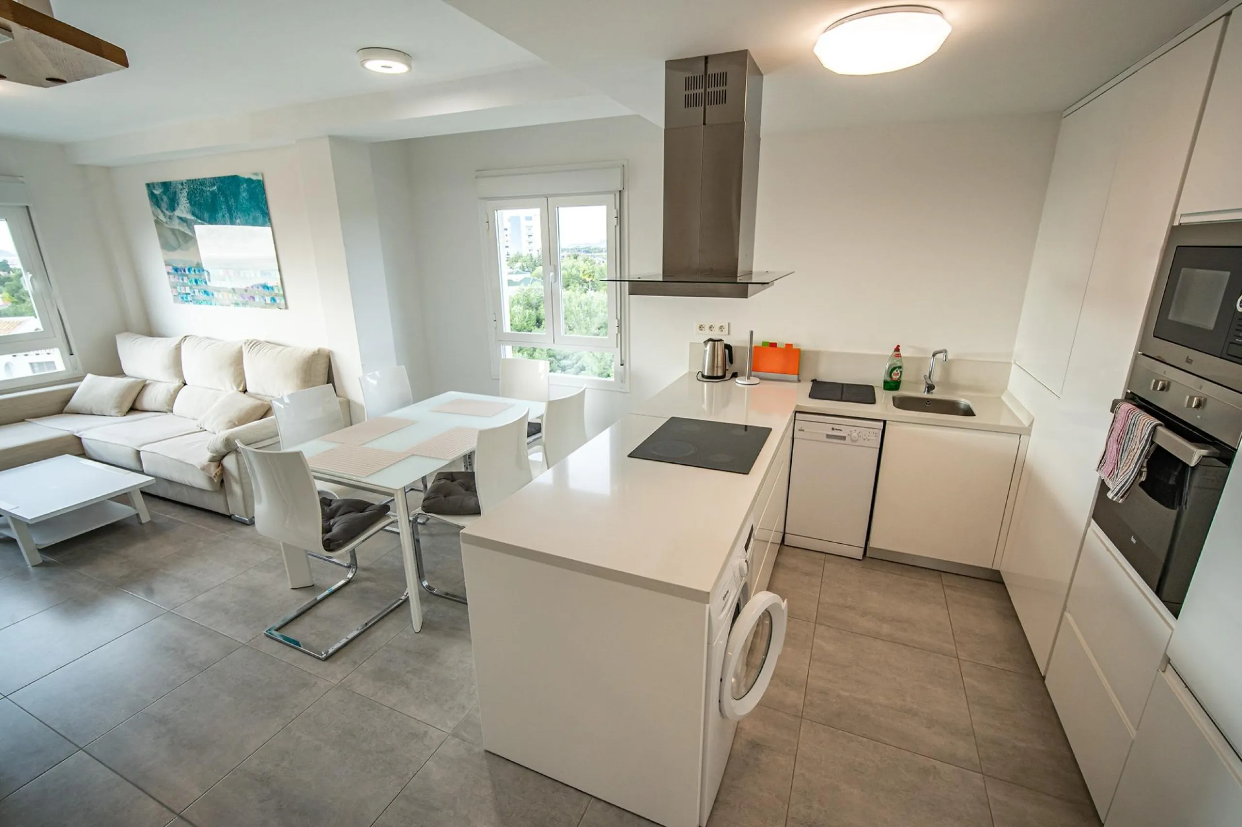 Modern two-storey penthouse in Dehesa de Campoamor: Your new home awaits!