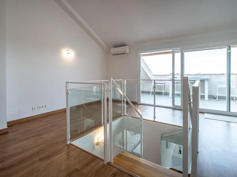 Modern two-storey penthouse in Dehesa de Campoamor: Your new home awaits!