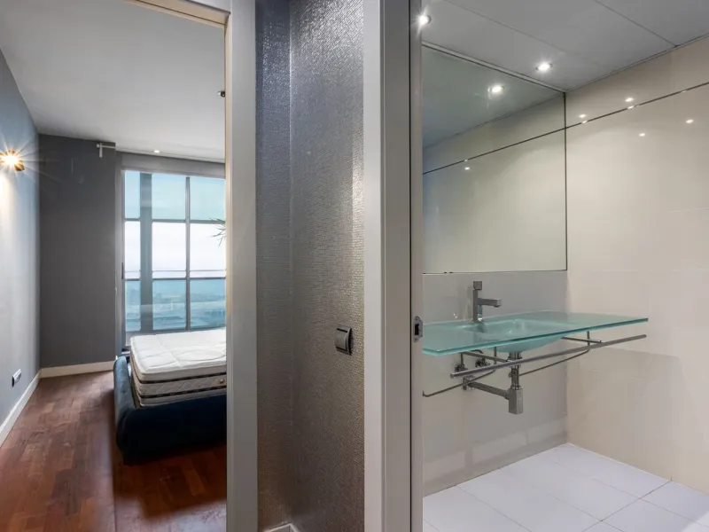 Ático en altura con terraza panorámica en Diagonal Mar, Barcelona