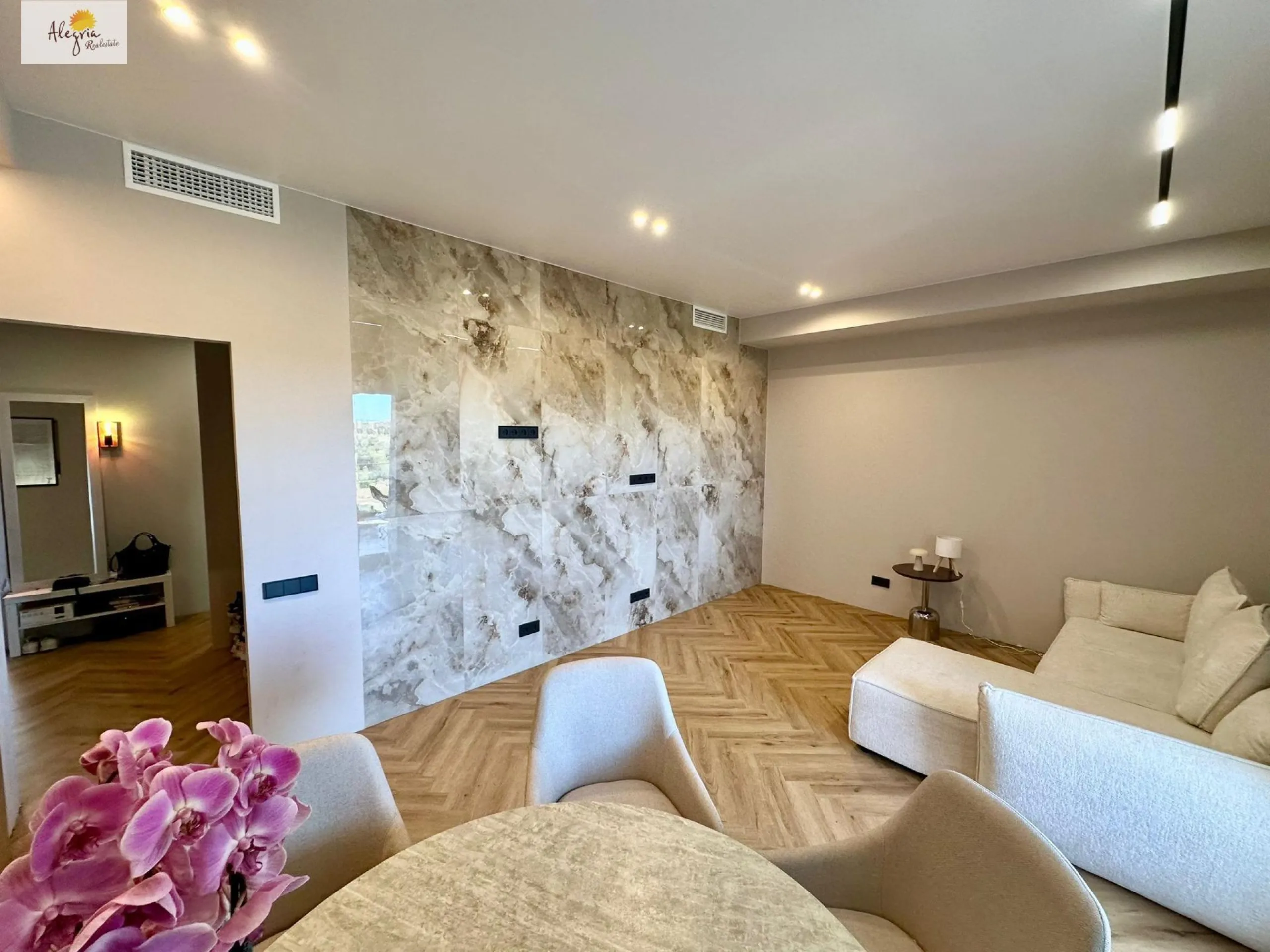 !!! EXCLUSIVO PAISAJISTICO Y REFORMADO PISO EN VALTERNA