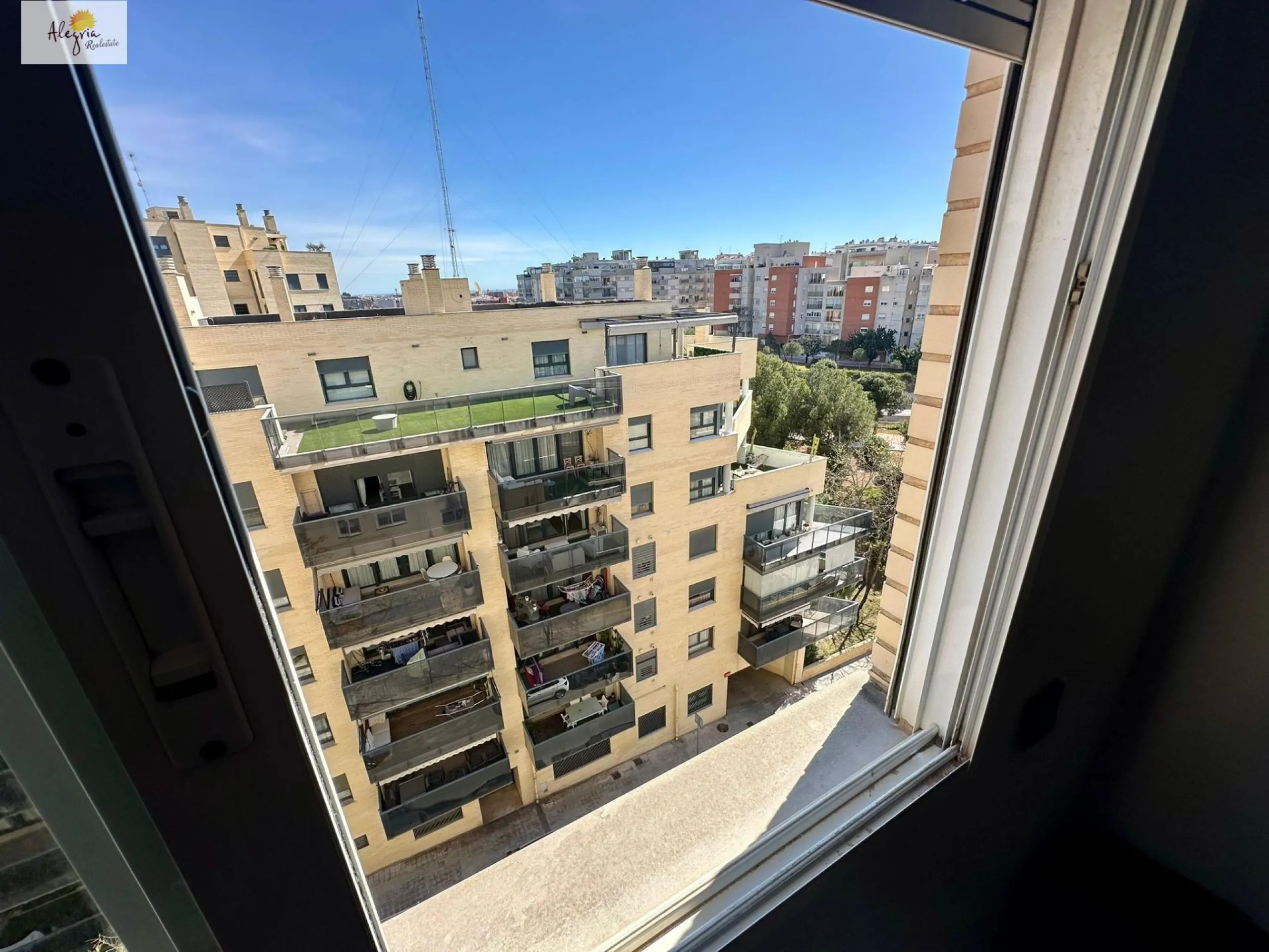 !!! EXCLUSIVO PAISAJISTICO Y REFORMADO PISO EN VALTERNA