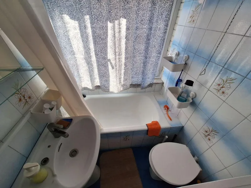 Piso de 3 habitaciones en Langreo — luminoso y en buen estado