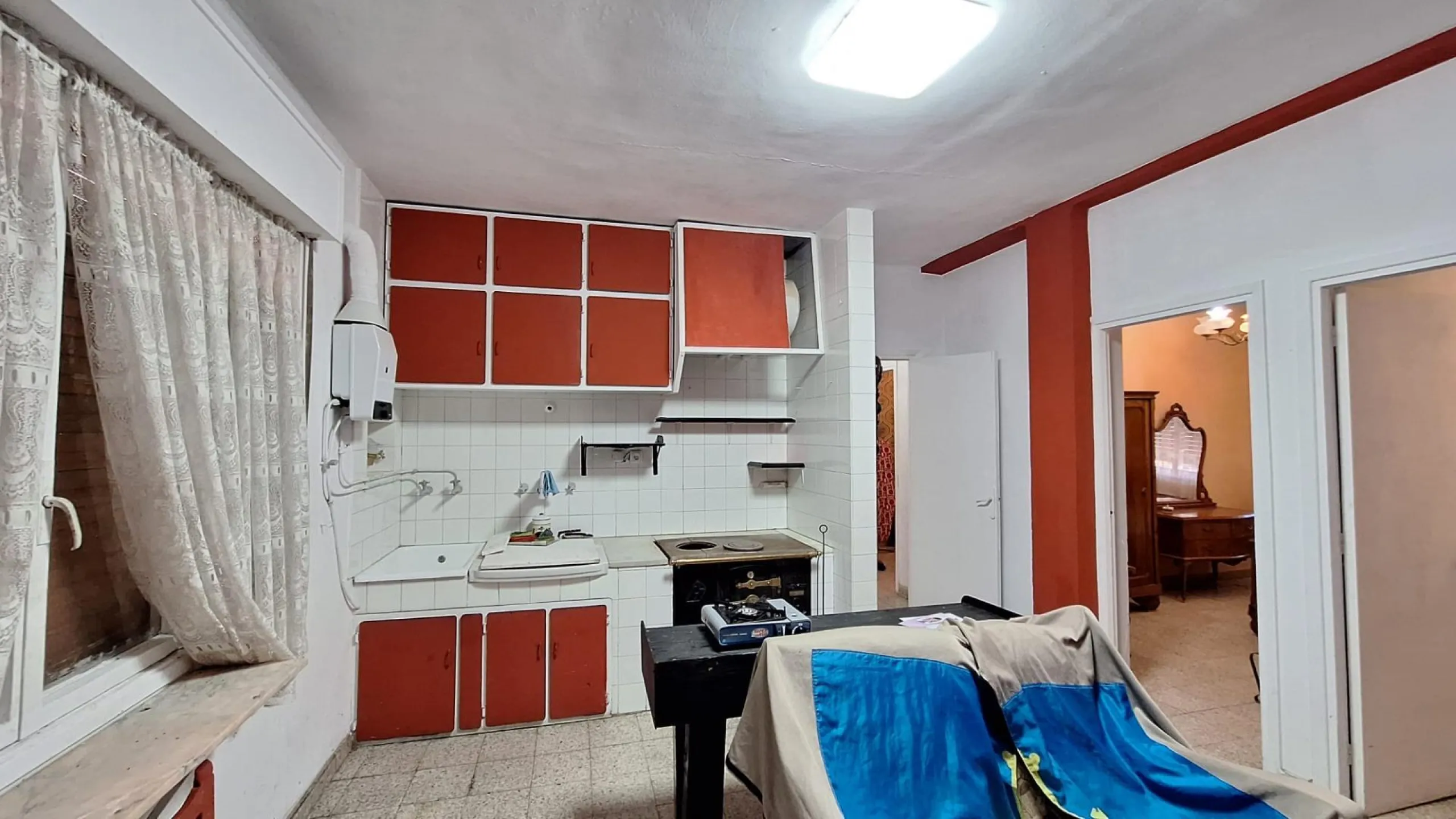 Amplio piso de 3 dormitorios en bajo, zona verde y tranquila