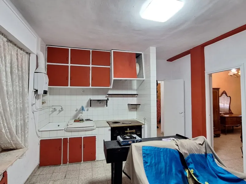 Amplio piso de 3 dormitorios en bajo, zona verde y tranquila