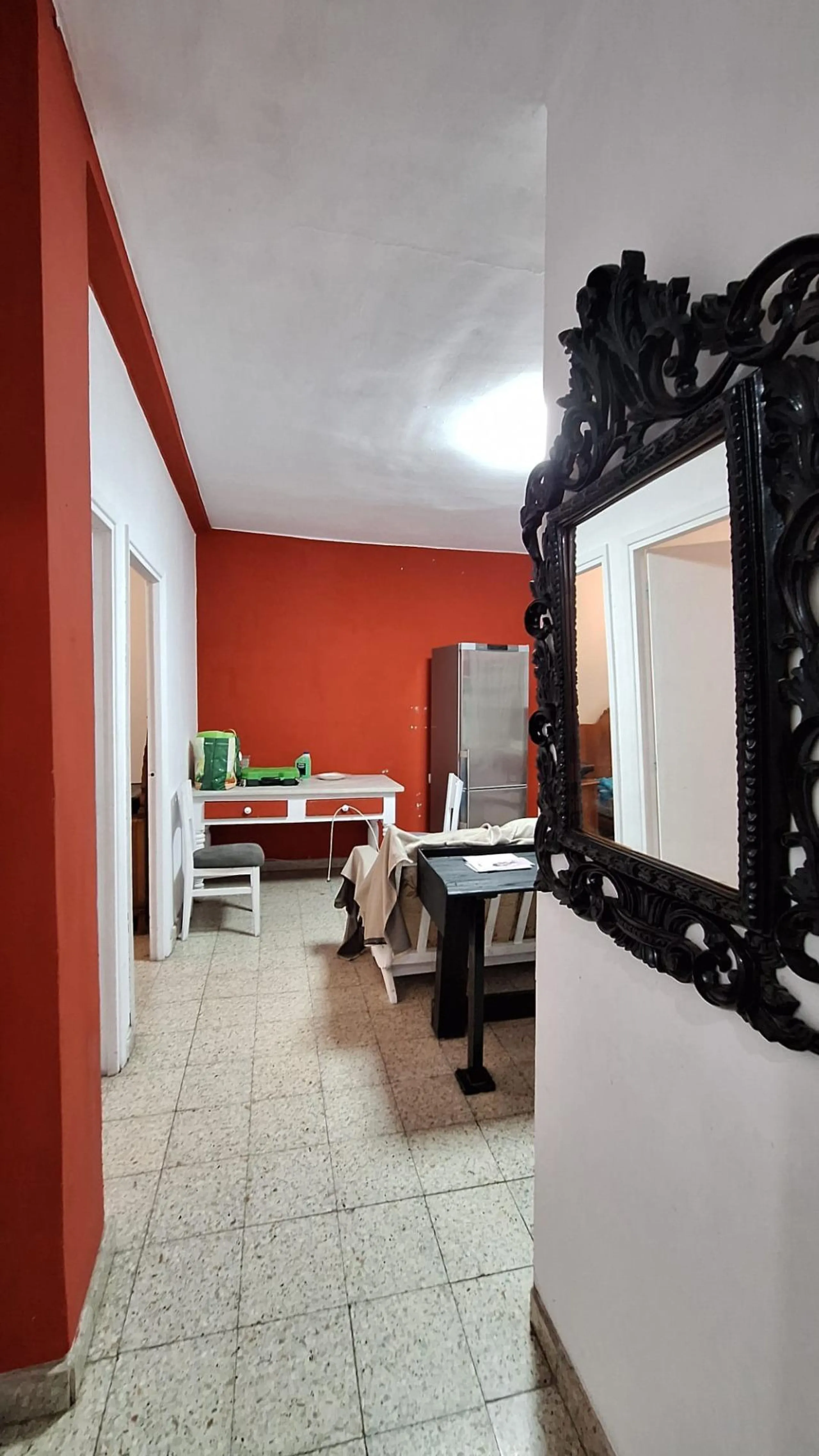Amplio piso de 3 dormitorios en bajo, zona verde y tranquila