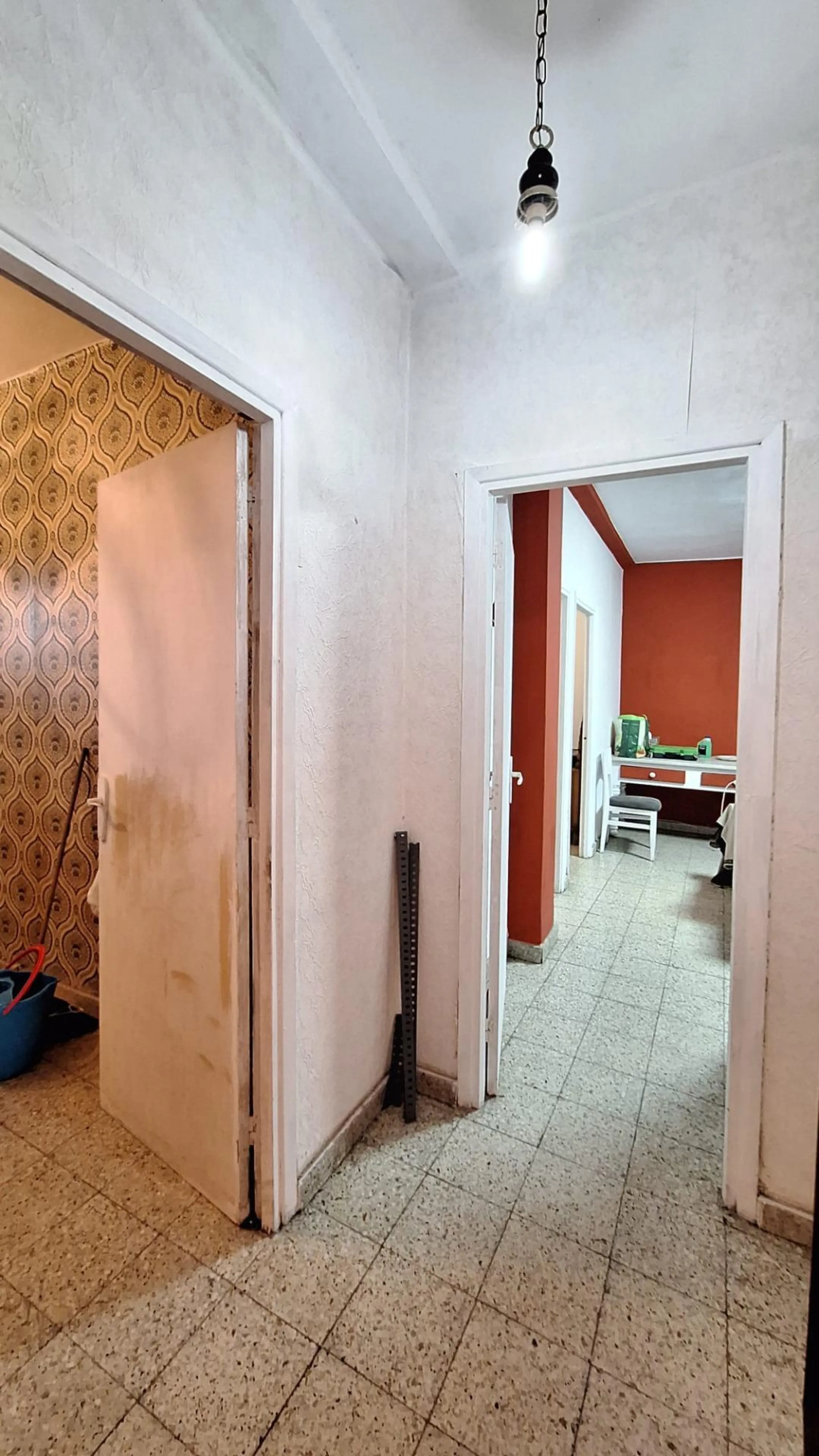 Amplio piso de 3 dormitorios en bajo, zona verde y tranquila