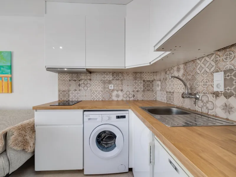 REFORMADO APARTAMENTO DE 2 HABITACIONES A ESCASOS METROS DEL MAR