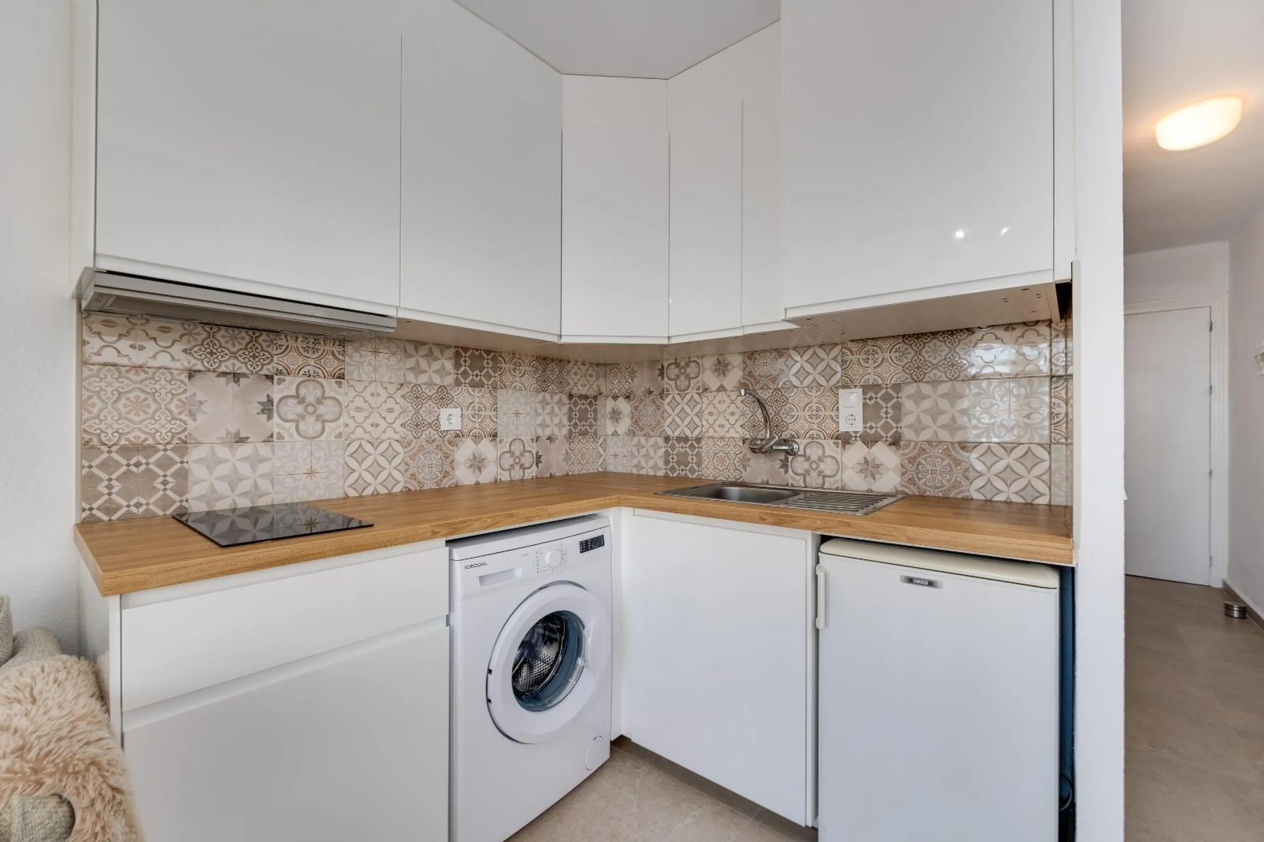REFORMADO APARTAMENTO DE 2 HABITACIONES A ESCASOS METROS DEL MAR