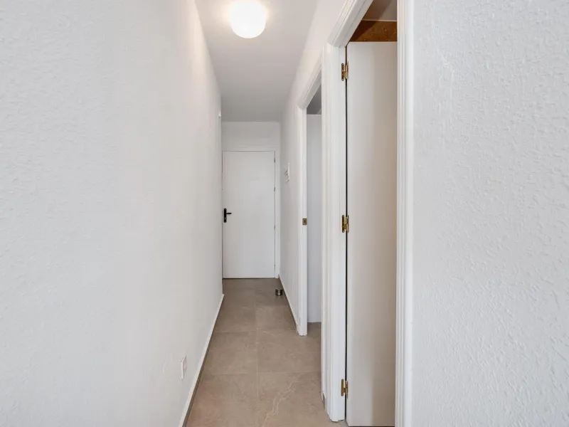 REFORMADO APARTAMENTO DE 2 HABITACIONES A ESCASOS METROS DEL MAR