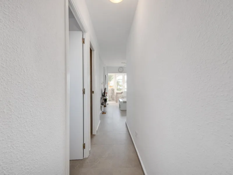 REFORMADO APARTAMENTO DE 2 HABITACIONES A ESCASOS METROS DEL MAR