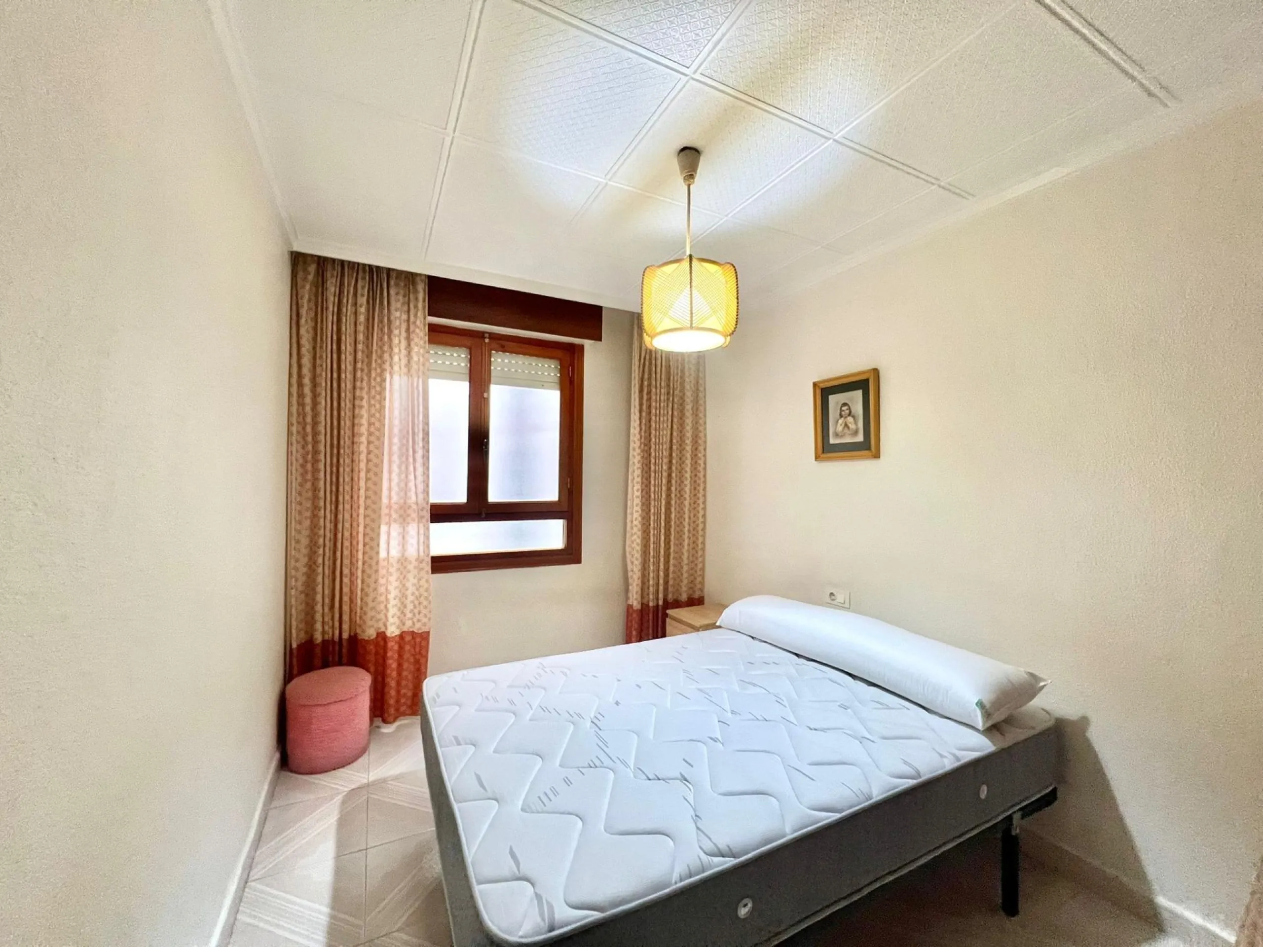 3 BEDROOM, 1 BATHROOM AND 1 TOILET APARTMENT WITH SEA VIEWS