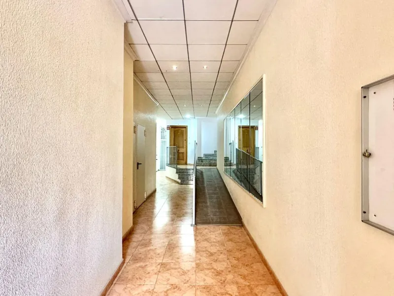 2 BEDROOM 1 BATHROOM APARTMENT WITH GARAGE IN THE CENTER OF TORREVIEJA