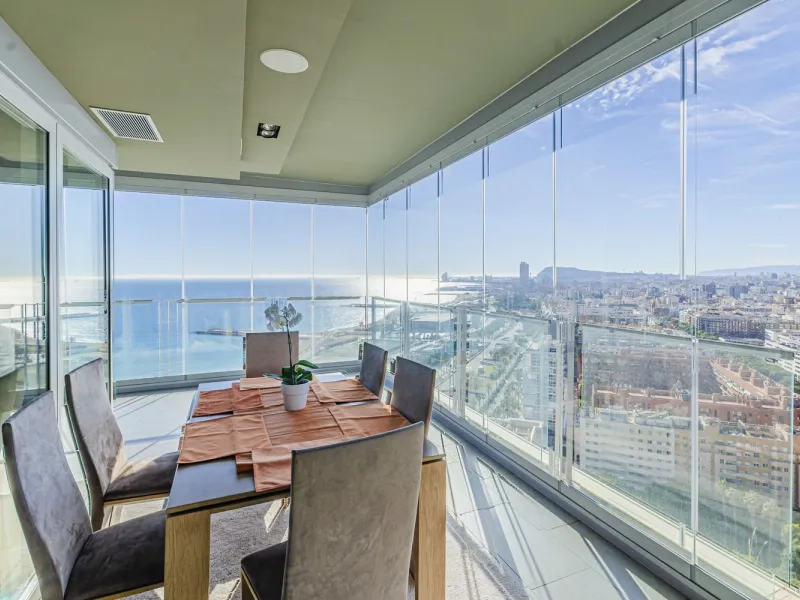 High-Rise Apartment with Terrace and Panoramic Views in Diagonal Mar, Barcelona