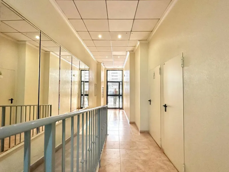 2 BEDROOM 1 BATHROOM APARTMENT WITH GARAGE IN THE CENTER OF TORREVIEJA