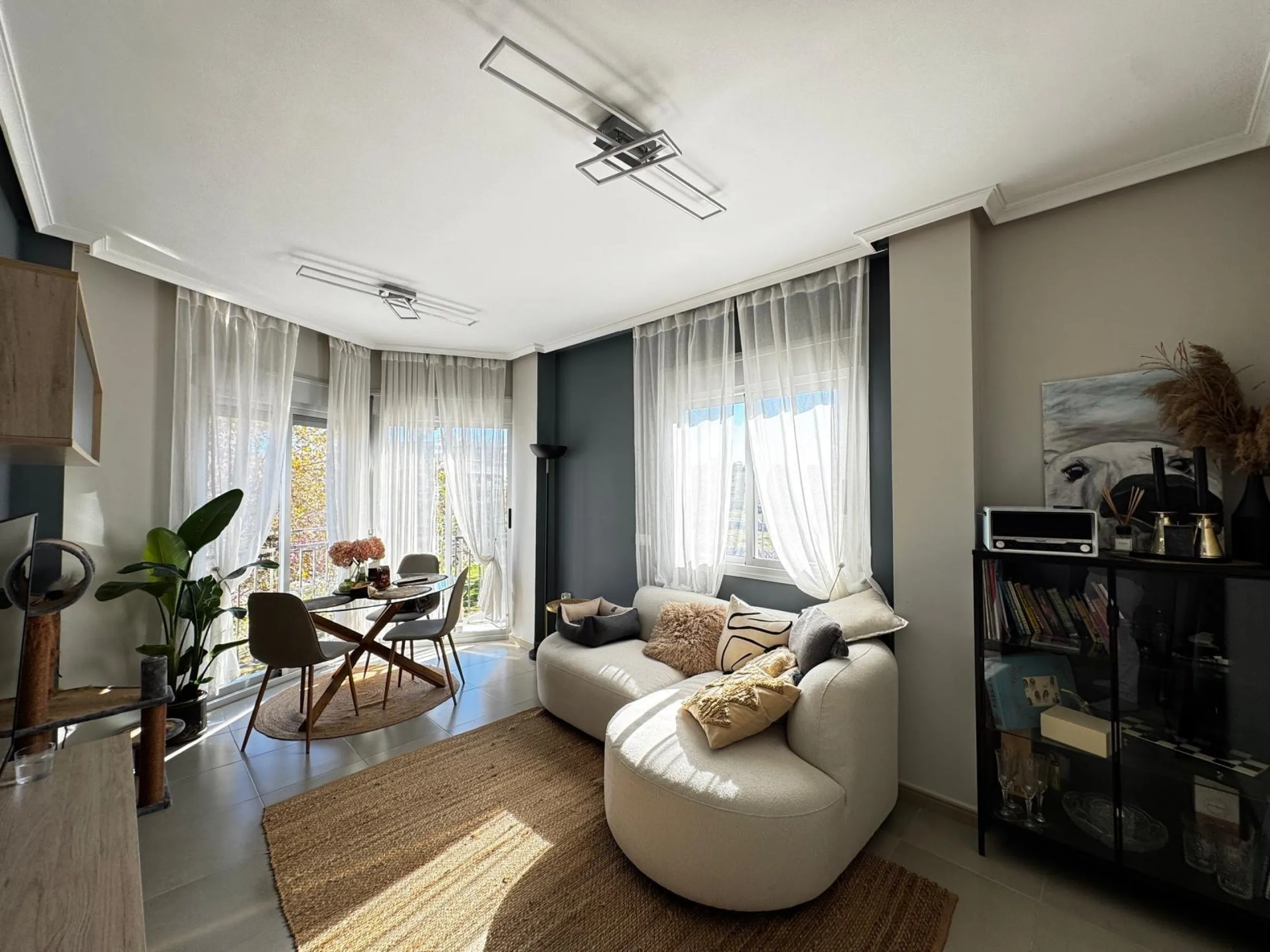 APARTAMENTO CON VISTAS AL PARQUE CON GARAJE+TRASTERO INCLUIDO. 3 DORM. 2 BAÑOS. SUPERFICIE DE 89 M2. PLAYA A 800 M.