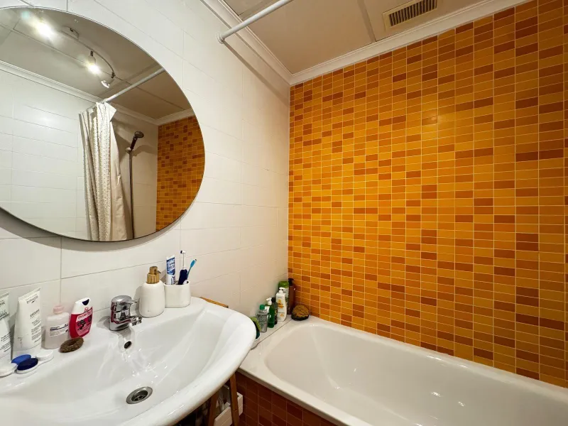 APARTAMENTO CON VISTAS AL PARQUE CON GARAJE+TRASTERO INCLUIDO. 3 DORM. 2 BAÑOS. SUPERFICIE DE 89 M2. PLAYA A 800 M.