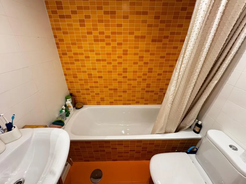 APARTAMENTO CON VISTAS AL PARQUE CON GARAJE+TRASTERO INCLUIDO. 3 DORM. 2 BAÑOS. SUPERFICIE DE 89 M2. PLAYA A 800 M.