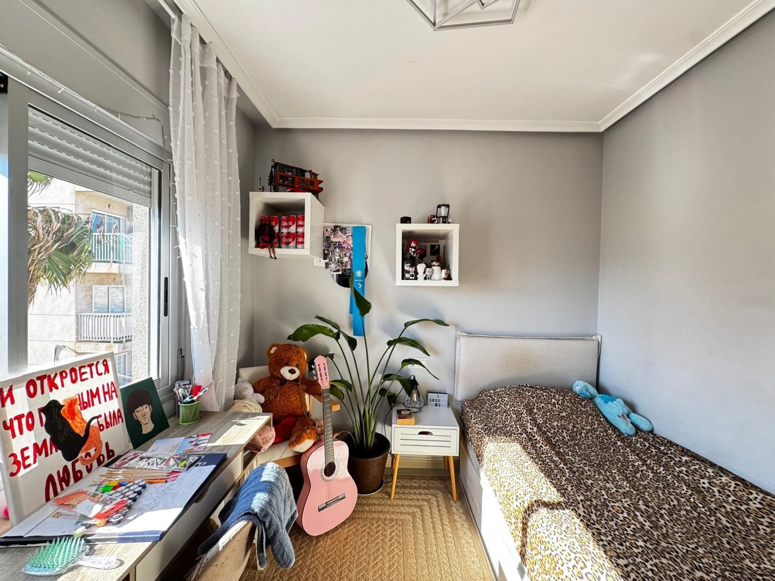 APARTAMENTO CON VISTAS AL PARQUE CON GARAJE+TRASTERO INCLUIDO. 3 DORM. 2 BAÑOS. SUPERFICIE DE 89 M2. PLAYA A 800 M.