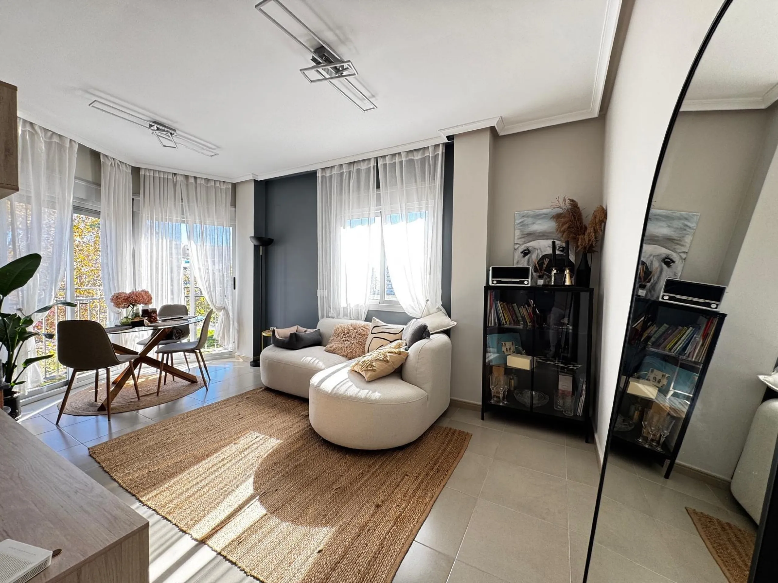 APARTAMENTO CON VISTAS AL PARQUE CON GARAJE+TRASTERO INCLUIDO. 3 DORM. 2 BAÑOS. SUPERFICIE DE 89 M2. PLAYA A 800 M.