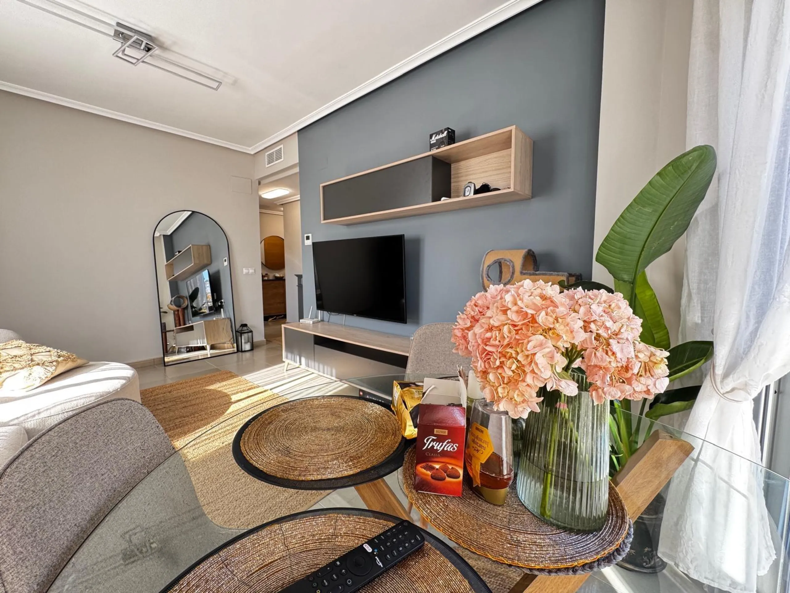 APARTAMENTO CON VISTAS AL PARQUE CON GARAJE+TRASTERO INCLUIDO. 3 DORM. 2 BAÑOS. SUPERFICIE DE 89 M2. PLAYA A 800 M.