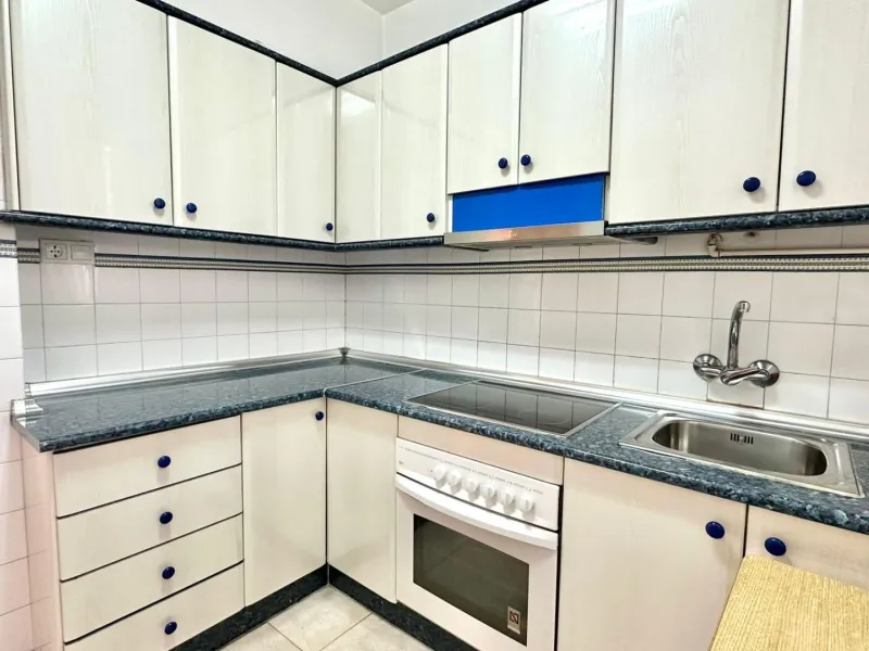 2 BEDROOM 1 BATHROOM APARTMENT AT TORREVIEJA BUS STATION WITH TERRACE
