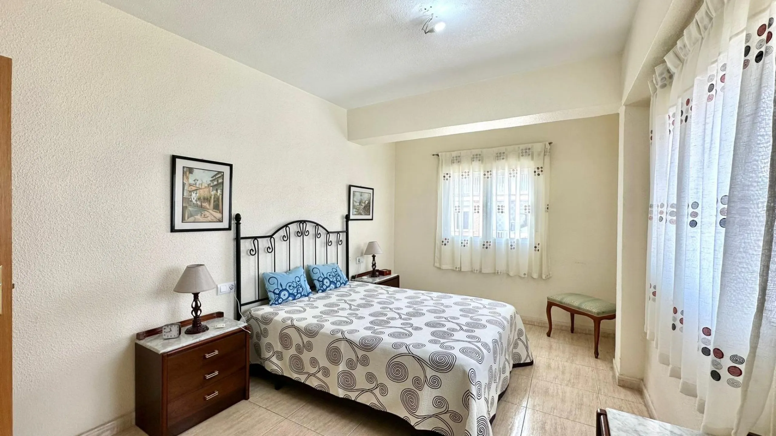 2 BEDROOM 1 BATHROOM APARTMENT AT TORREVIEJA BUS STATION WITH TERRACE