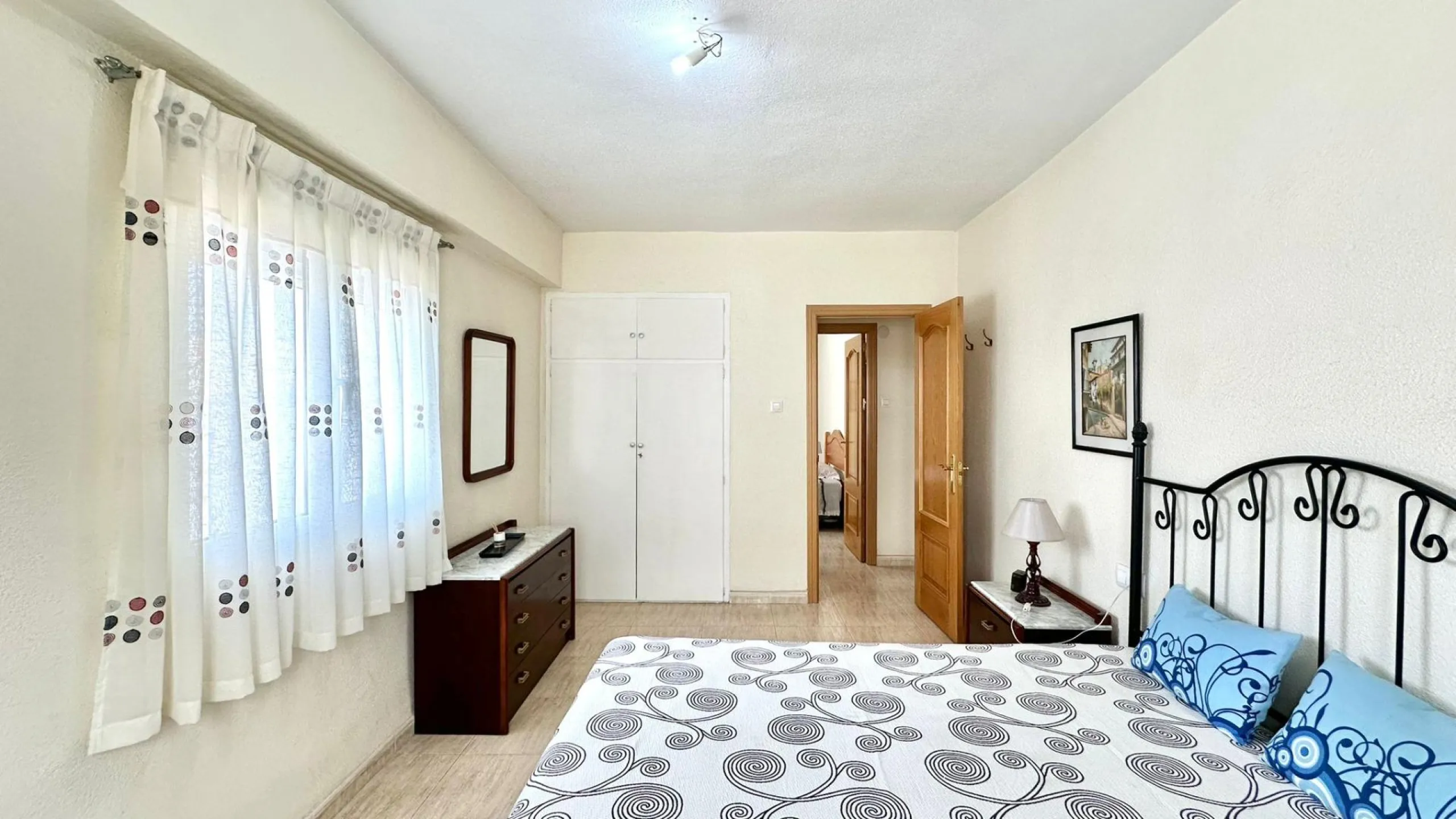 2 BEDROOM 1 BATHROOM APARTMENT AT TORREVIEJA BUS STATION WITH TERRACE