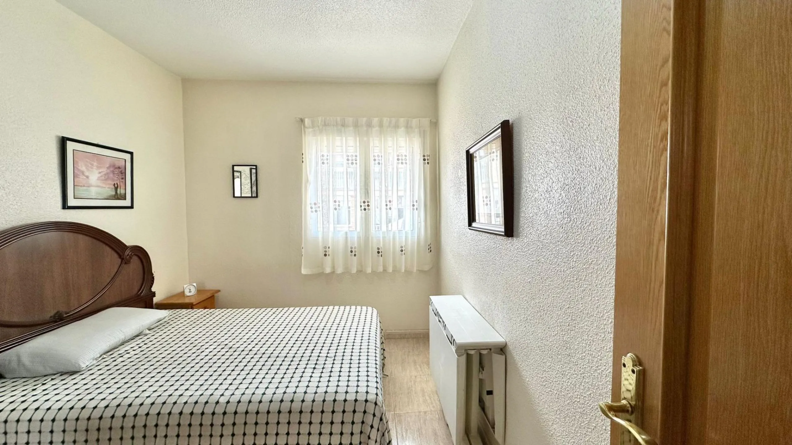 2 BEDROOM 1 BATHROOM APARTMENT AT TORREVIEJA BUS STATION WITH TERRACE