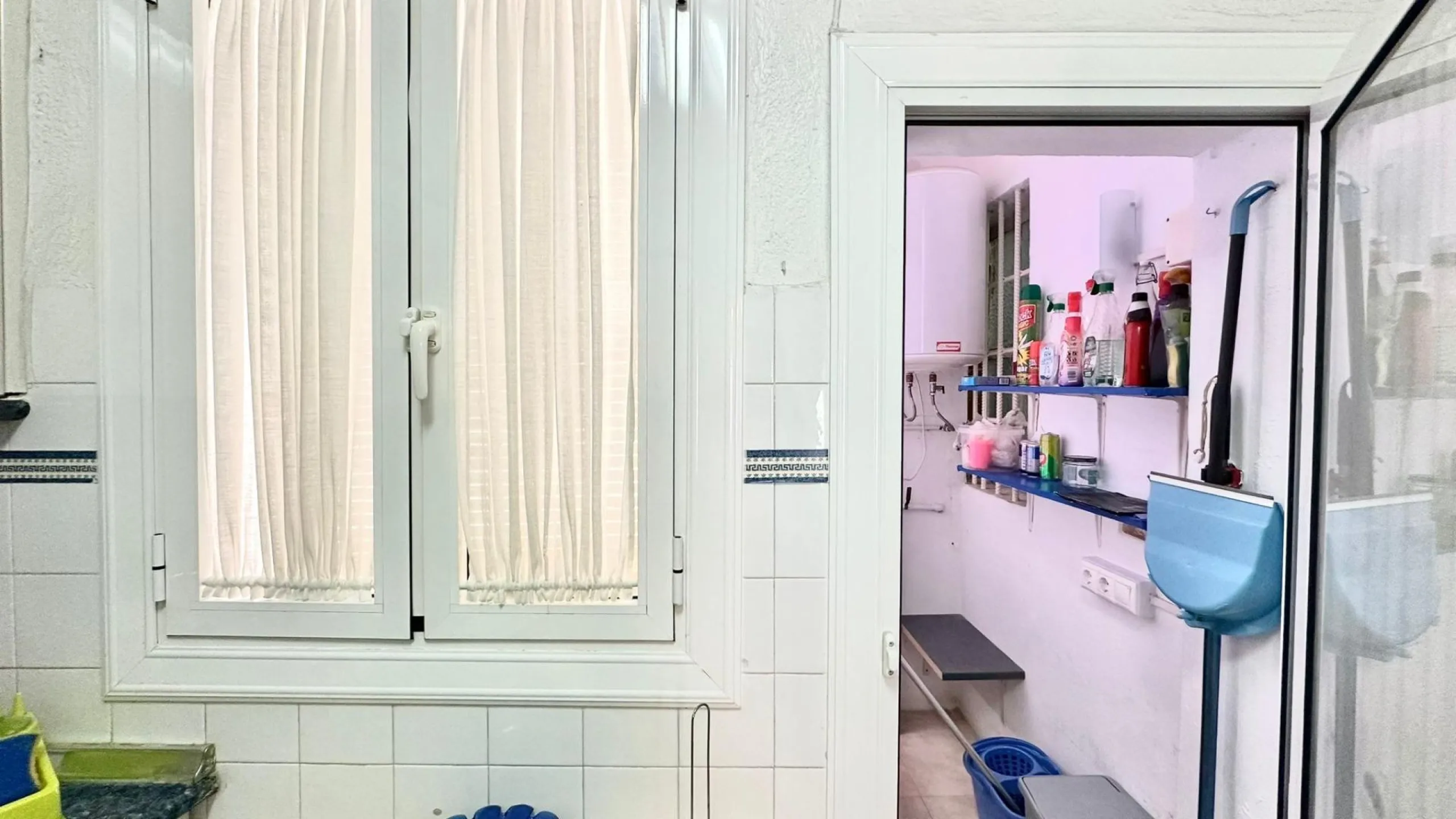 2 BEDROOM 1 BATHROOM APARTMENT AT TORREVIEJA BUS STATION WITH TERRACE
