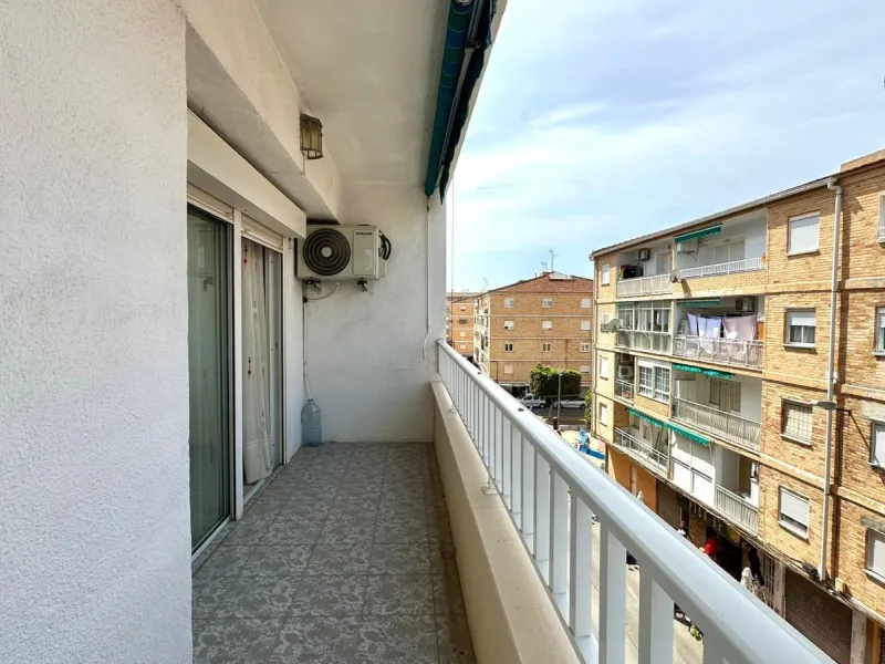 2 BEDROOM 1 BATHROOM APARTMENT AT TORREVIEJA BUS STATION WITH TERRACE