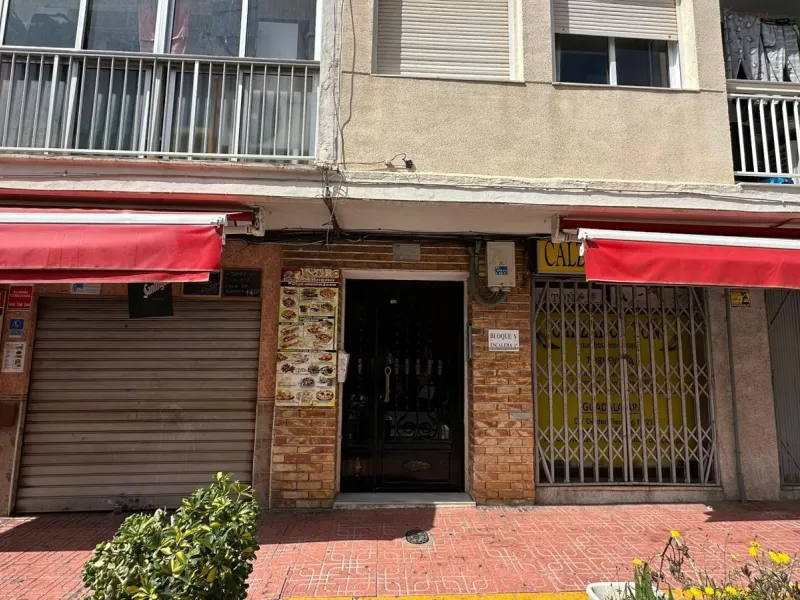 2 BEDROOM 1 BATHROOM APARTMENT AT TORREVIEJA BUS STATION WITH TERRACE