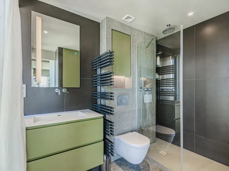 High-Rise Apartment with Terrace and Panoramic Views in Diagonal Mar, Barcelona