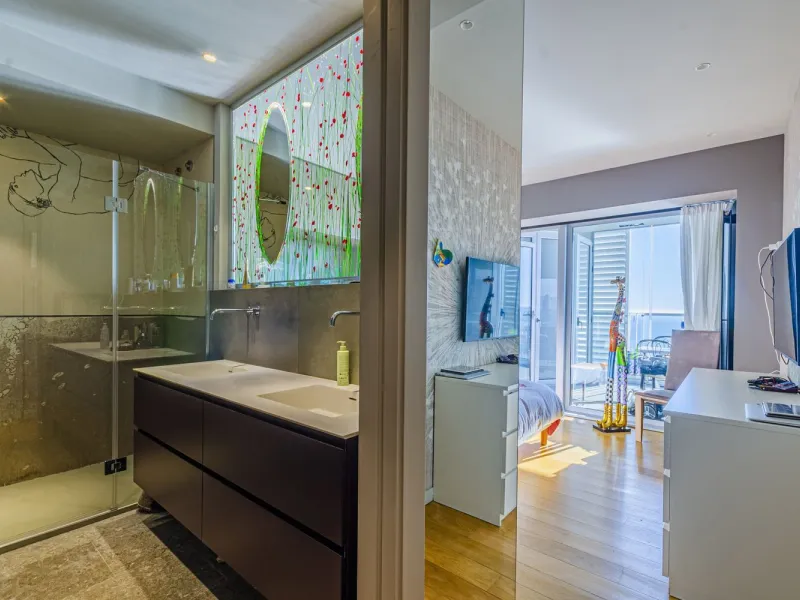 High-Rise Apartment with Terrace and Panoramic Views in Diagonal Mar, Barcelona