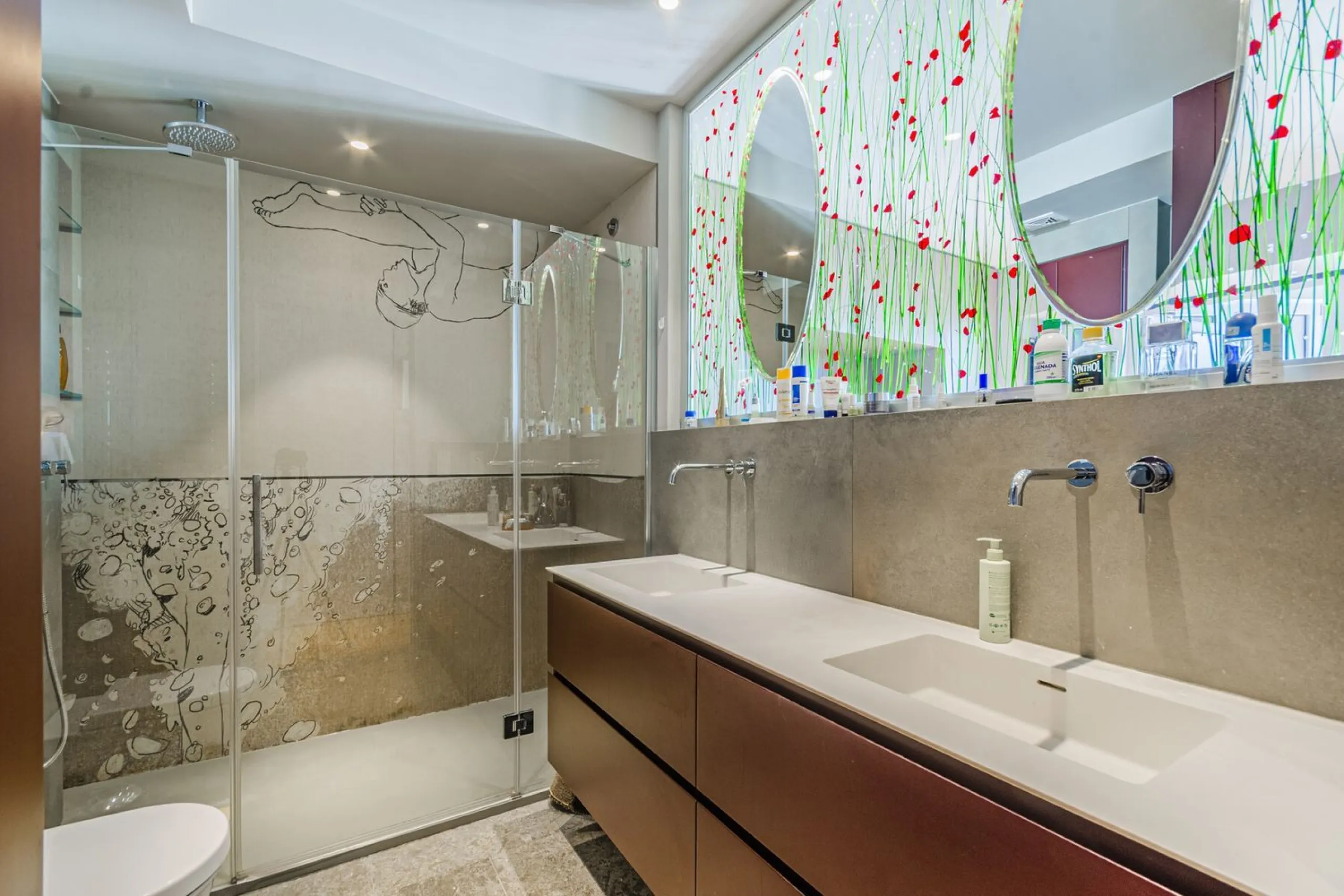 High-Rise Apartment with Terrace and Panoramic Views in Diagonal Mar, Barcelona