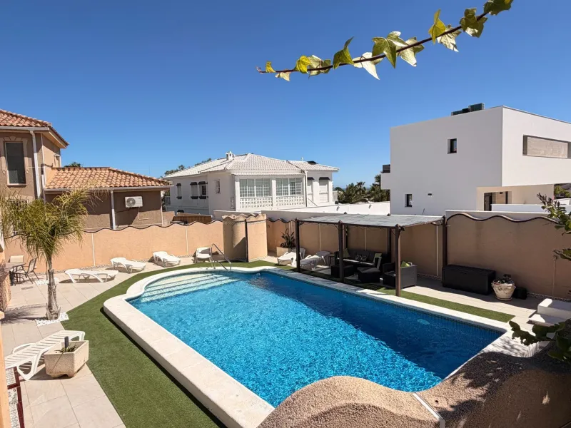 Stunning Independent Villa in Ciudad Quesada