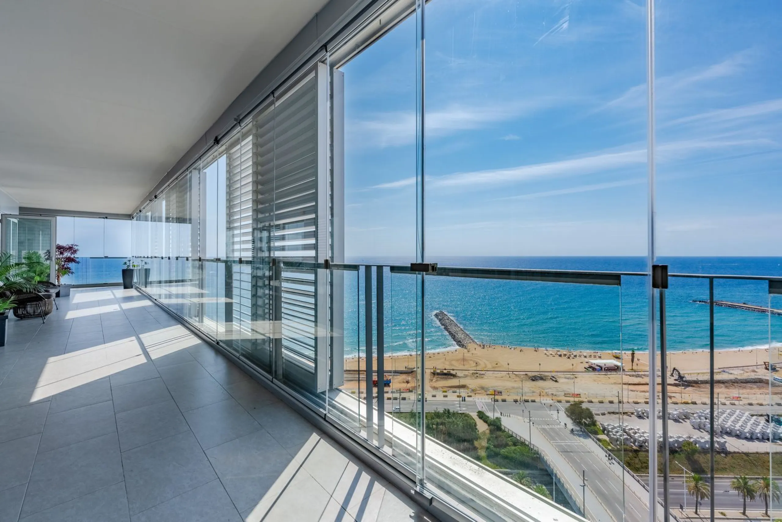 Apartment with Endless Views in Barcelona: An Oasis Between Sky and Sea