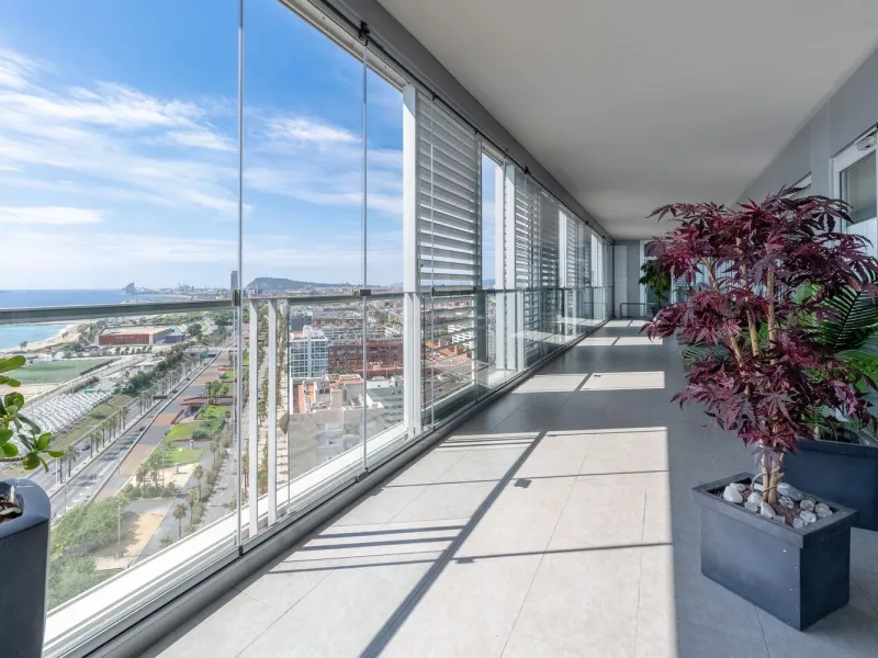 Apartment with Endless Views in Barcelona: An Oasis Between Sky and Sea