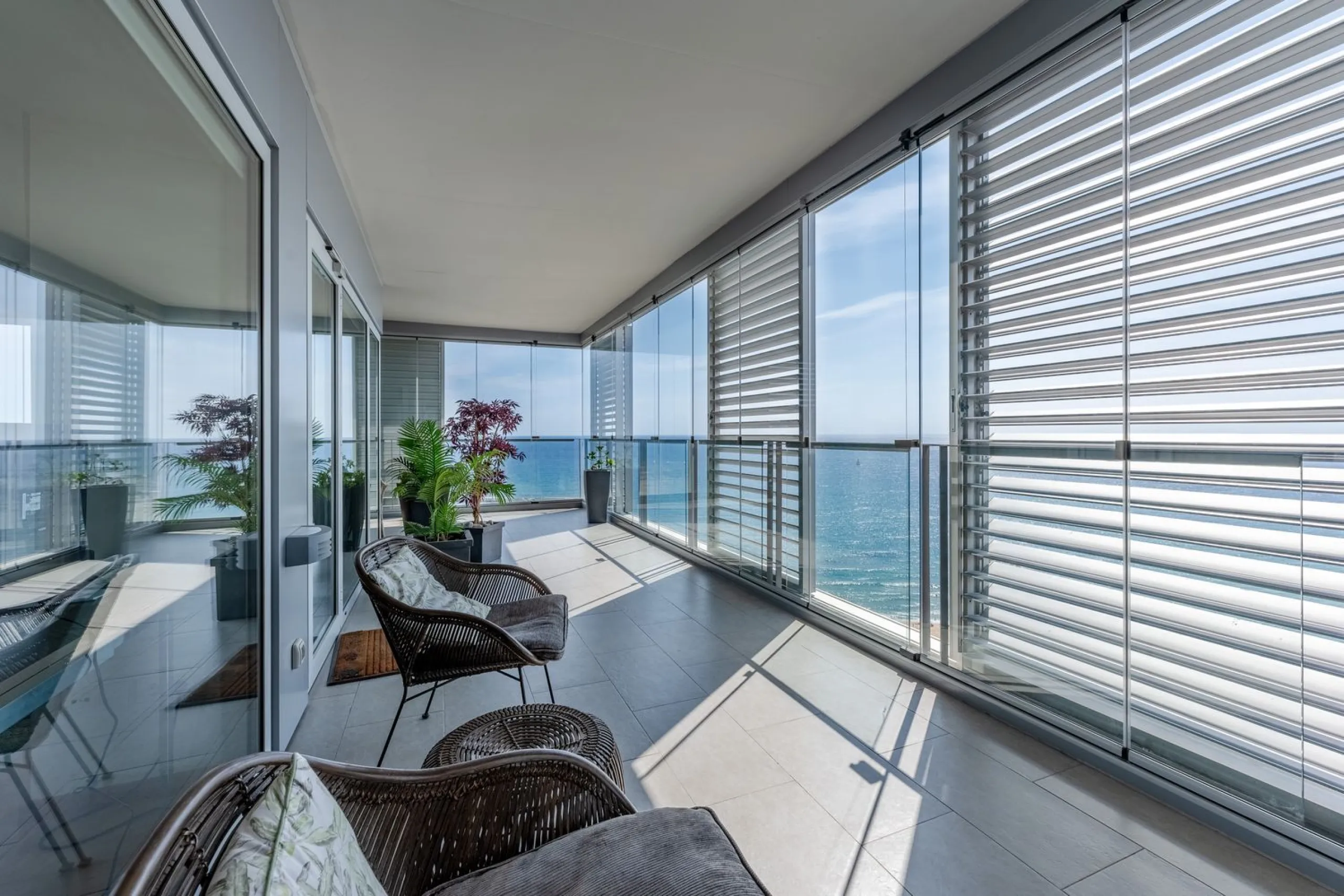 Apartment with Endless Views in Barcelona: An Oasis Between Sky and Sea