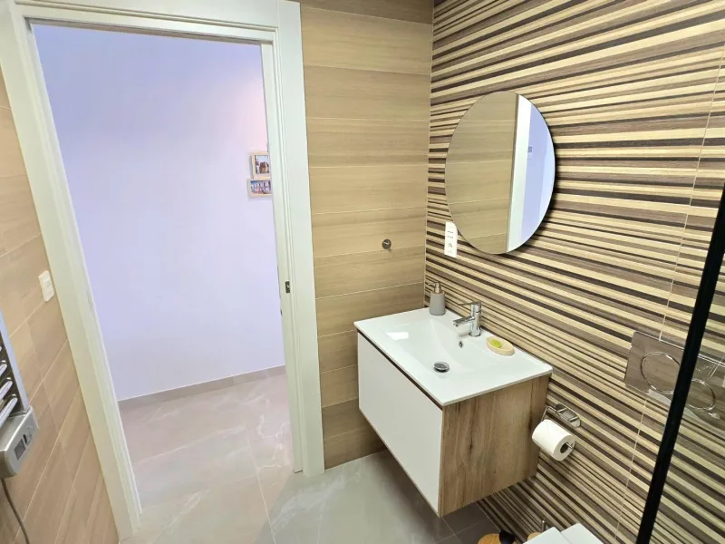 Modern apartment with private solarium in Torrevieja – just steps from the sea