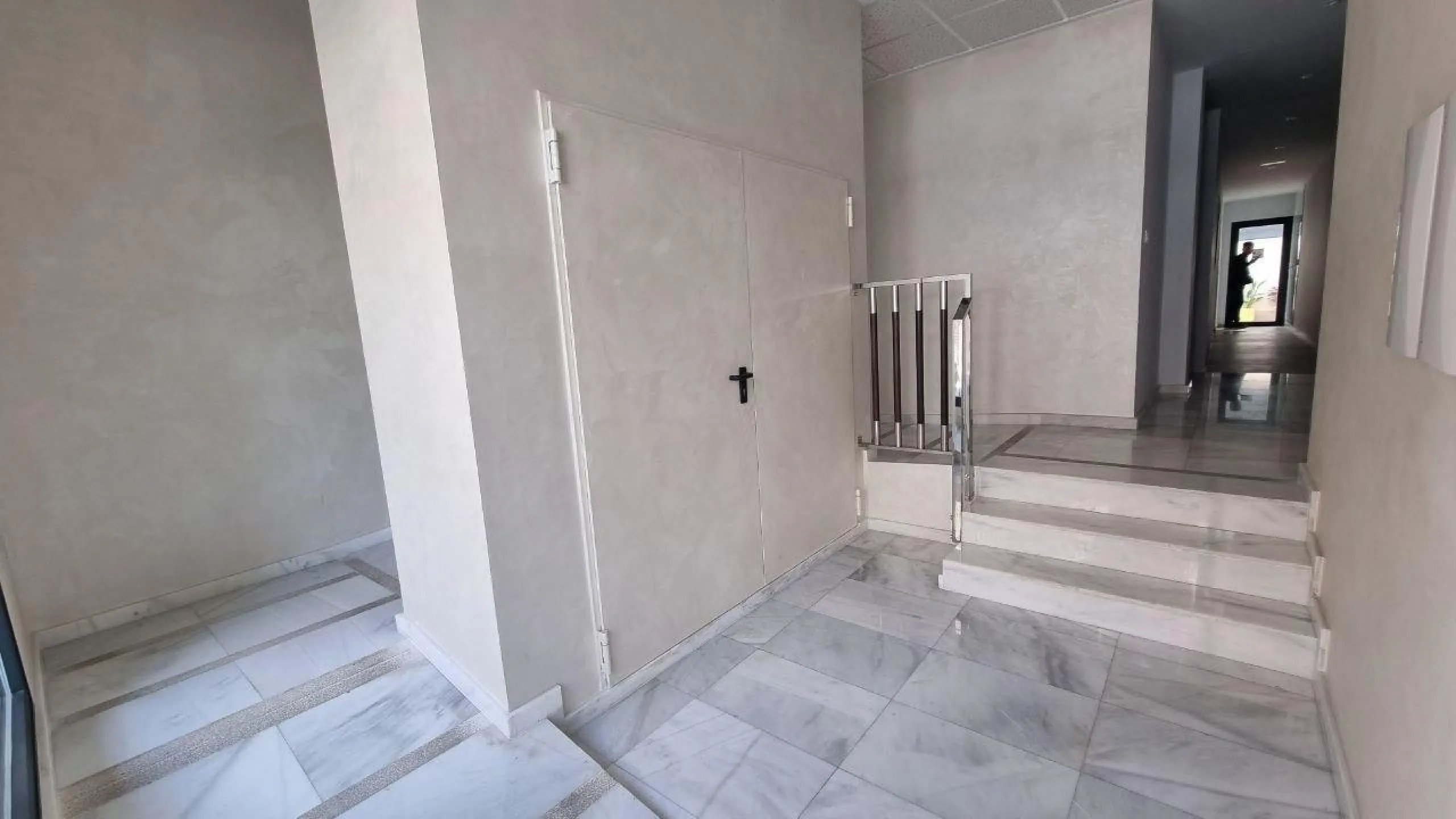 Modern apartment with private solarium in Torrevieja – just steps from the sea