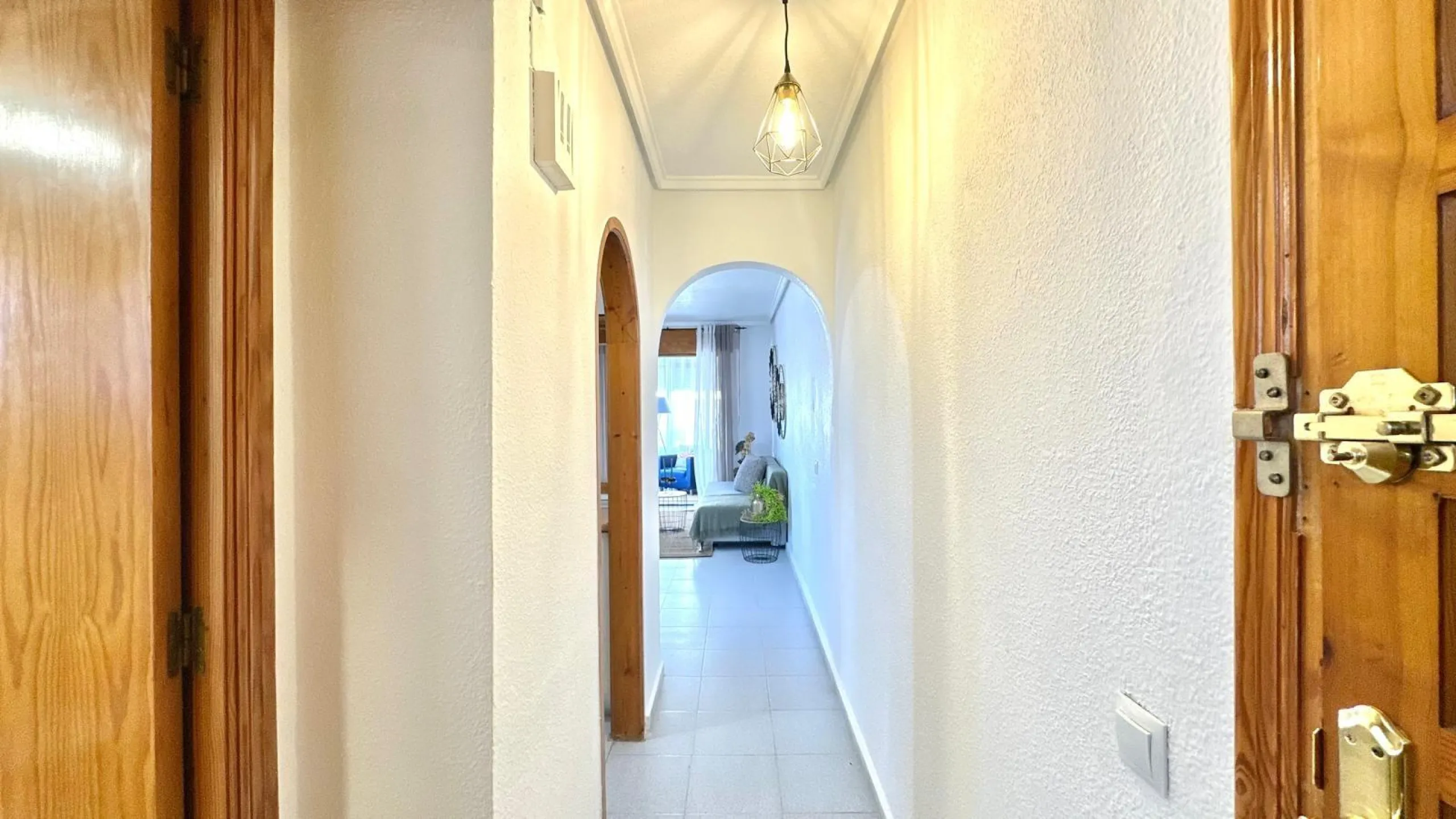 1 BEDROOM, 1 BATHROOM APARTMENT IN LA SIESTA